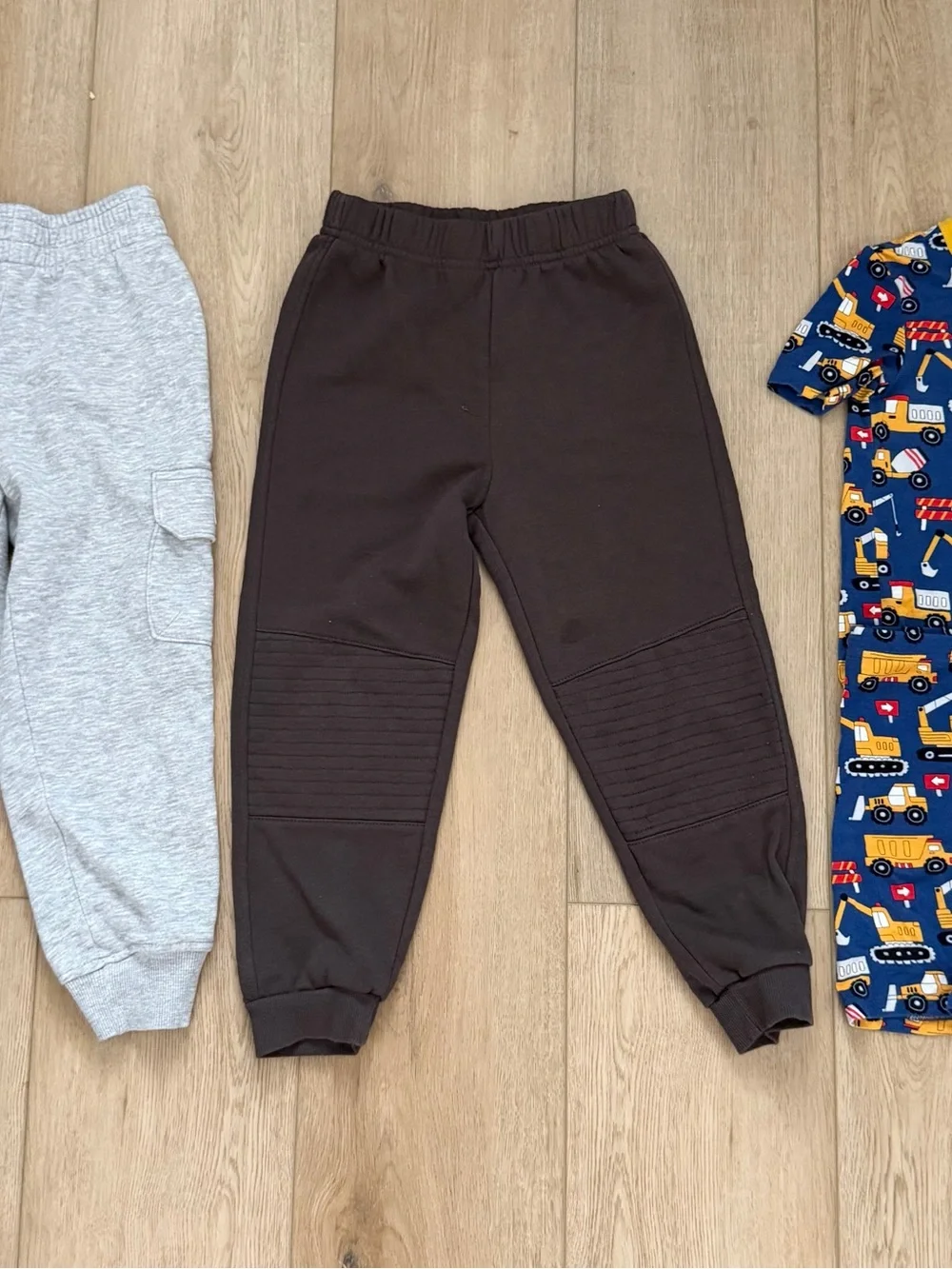 4T Boys Clothing Bundle Lot- Tops and bottoms